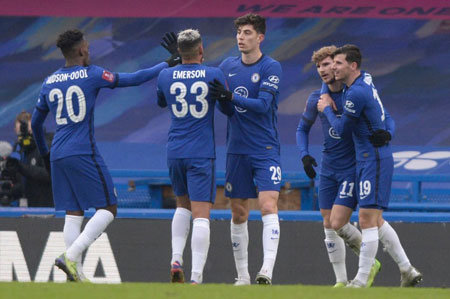 3.29 早 7：30！黄蜂猛龙对决一触即发