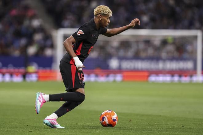 欧冠八强全部出炉，新贵强势晋级引爆热议