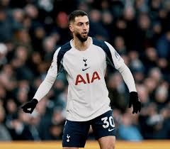 萨巴莱塔：西班牙人在世青赛后曾想签下梅西，但巴萨断然拒绝