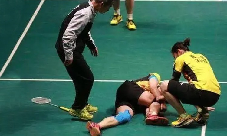 克勒舍谈法鹰转会策略：俱乐部理念清晰，清楚哪些球员能执行