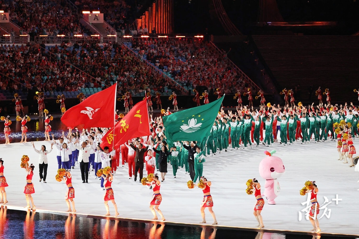 自由式滑雪世界杯：徐梦桃摘金，瞄准米兰冬奥